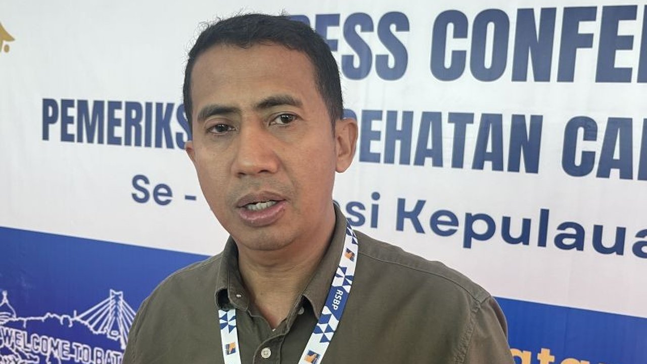 Komisi Pemilihan Umum (KPU) Kota Batam telah menghentikan penggunaan lima mobil dinas komisioner dan kembali menggunakan kendaraan pribadi demi efisiensi anggaran, meskipun tetap memiliki dua mobil dinas untuk operasional.