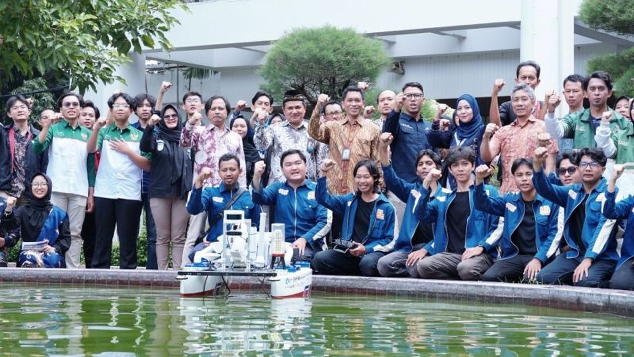 Tim Barunastra ITS meluncurkan kapal otonom Nala Ares untuk mempertahankan gelar juara di International Roboboat Competition (IRC) 2025 di Amerika Serikat, dengan inovasi teknologi yang signifikan.