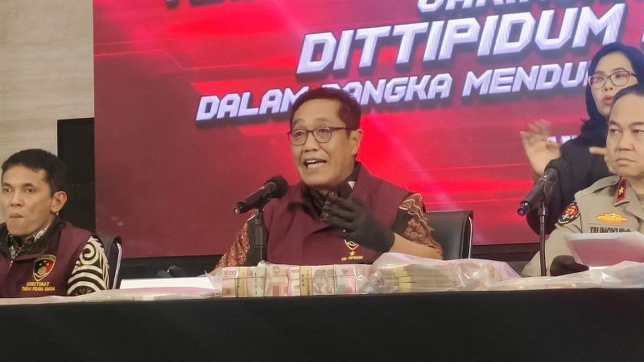 Bareskrim Polri mengungkapkan dua tersangka sindikat judi online 1XBET pernah menjadi korban TPPO di Filipina sebelum terlibat dalam kejahatan tersebut.