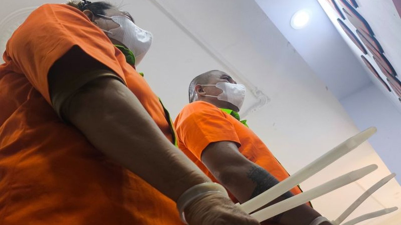 Satres Narkoba Polresta Gorontalo Kota menangkap dua pengedar sabu, satu di Gorontalo dan satu lagi di Parigi Moutong, Sulawesi Tengah, dengan barang bukti 1,46 gram sabu.