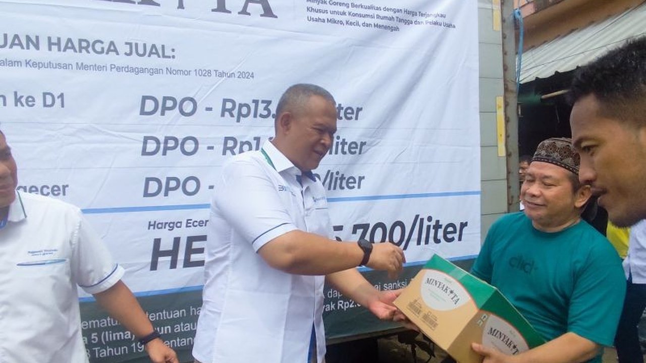 Rajawali Nusindo, anak perusahaan ID FOOD, menggelar operasi pasar MinyaKita di Banten dan berencana memperluasnya ke Jawa Timur dan Indonesia Timur untuk menjaga stabilitas harga jelang Ramadhan dan Idul Fitri.