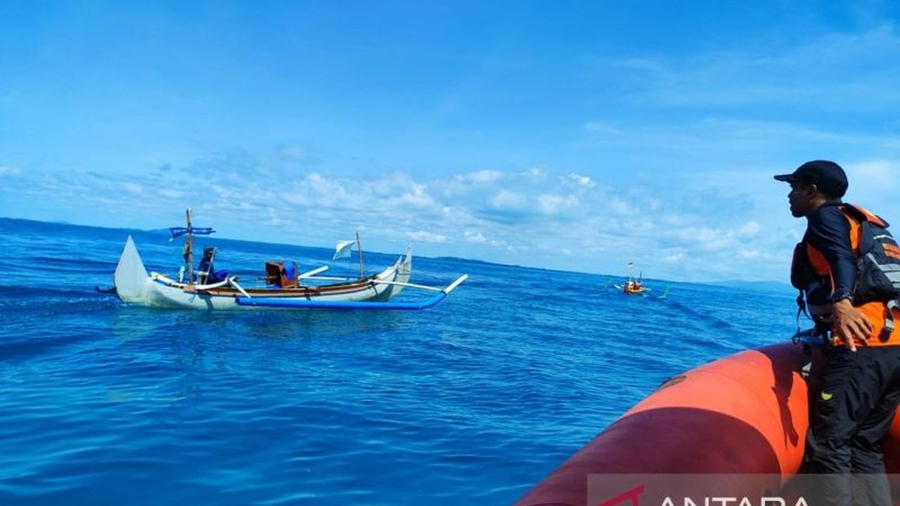 Tim SAR gabungan berhasil menemukan Karsono (47), seorang nelayan yang hilang kontak di perairan Karangkering, Belitung Timur, setelah pencarian intensif.