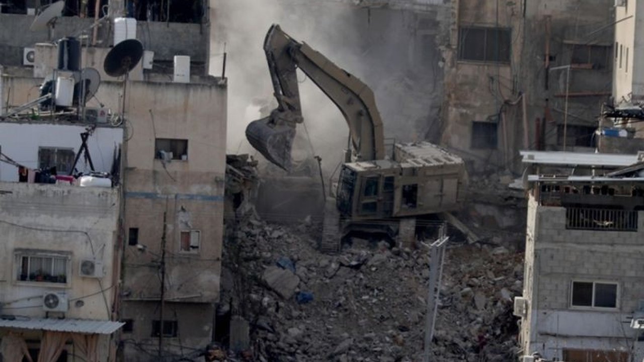 PBB menyatakan keprihatinan serius atas operasi militer Israel yang terus berlanjut di Tepi Barat, yang disebut sebagai serangan terlama sejak awal 2000-an, mengakibatkan pengungsian warga Palestina dan pembatasan akses.