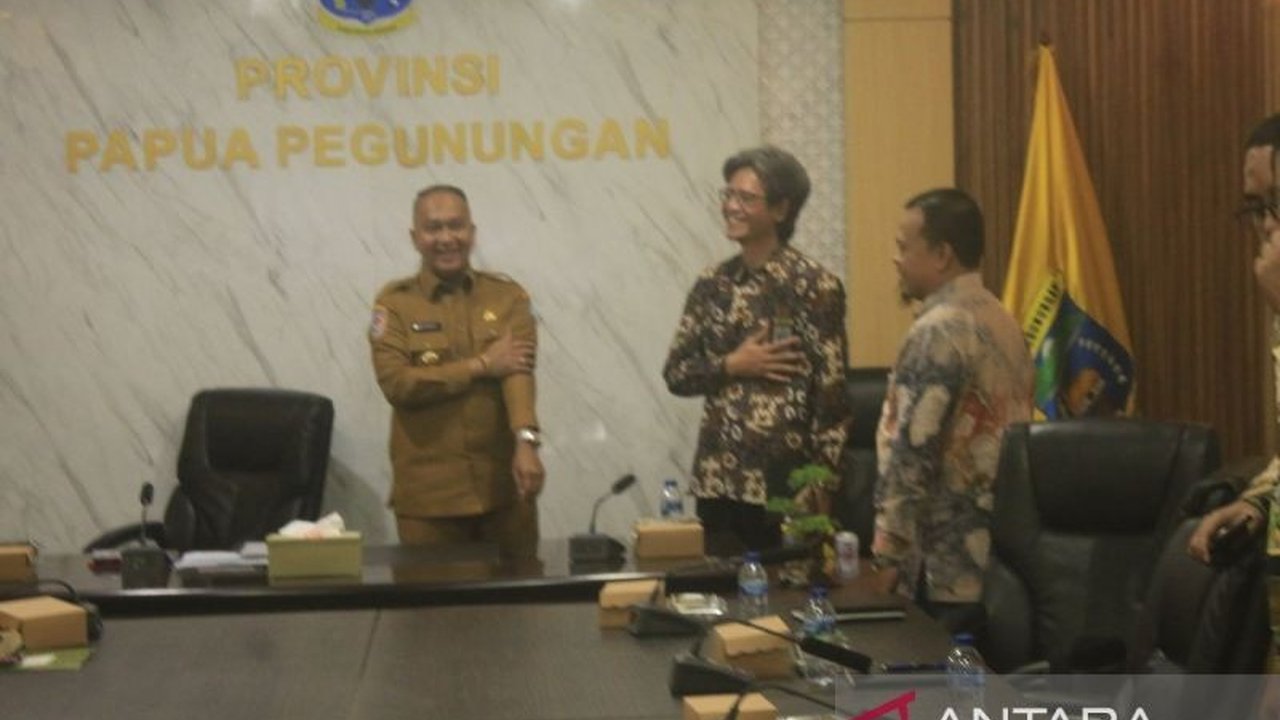 Penjabat Gubernur Papua Pegunungan meminta 32 OPD segera siapkan laporan keuangan untuk audit BPK RI terkait penggunaan APBD 2024 senilai Rp2,23 triliun.