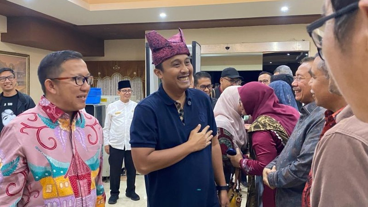 Wakil Gubernur Sumatera Barat terpilih, Vasko Ruseimy, menyatakan kesiapannya menerima kritik dan masukan membangun untuk kemajuan pembangunan di Sumatera Barat.