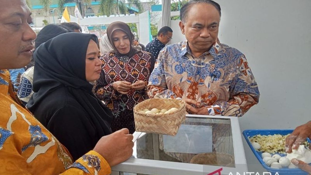 Menkop Budi Arie Setiadi tegaskan komitmen pemerintah dalam penguatan modal koperasi demi mendorong pertumbuhan ekonomi dan kesejahteraan masyarakat Indonesia.