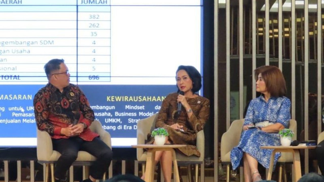 Wakil Menteri Pelindungan Pekerja Migran Indonesia (Wamen P2MI) mengajak Kamar Dagang dan Industri Indonesia (Kadin) untuk menangkap peluang bisnis di sektor penempatan pekerja migran Indonesia (PMI) yang menjanjikan.