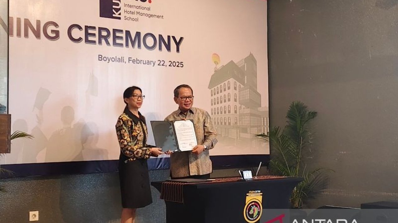 Lembaga Pendidikan dan Keterampilan (LPK) Kuas IHS Boyolali bermitra dengan IHS untuk mencetak 100 tenaga terampil perhotelan per tahun, memenuhi kebutuhan pasar global yang kekurangan tenaga kerja Indonesia di sektor ini.