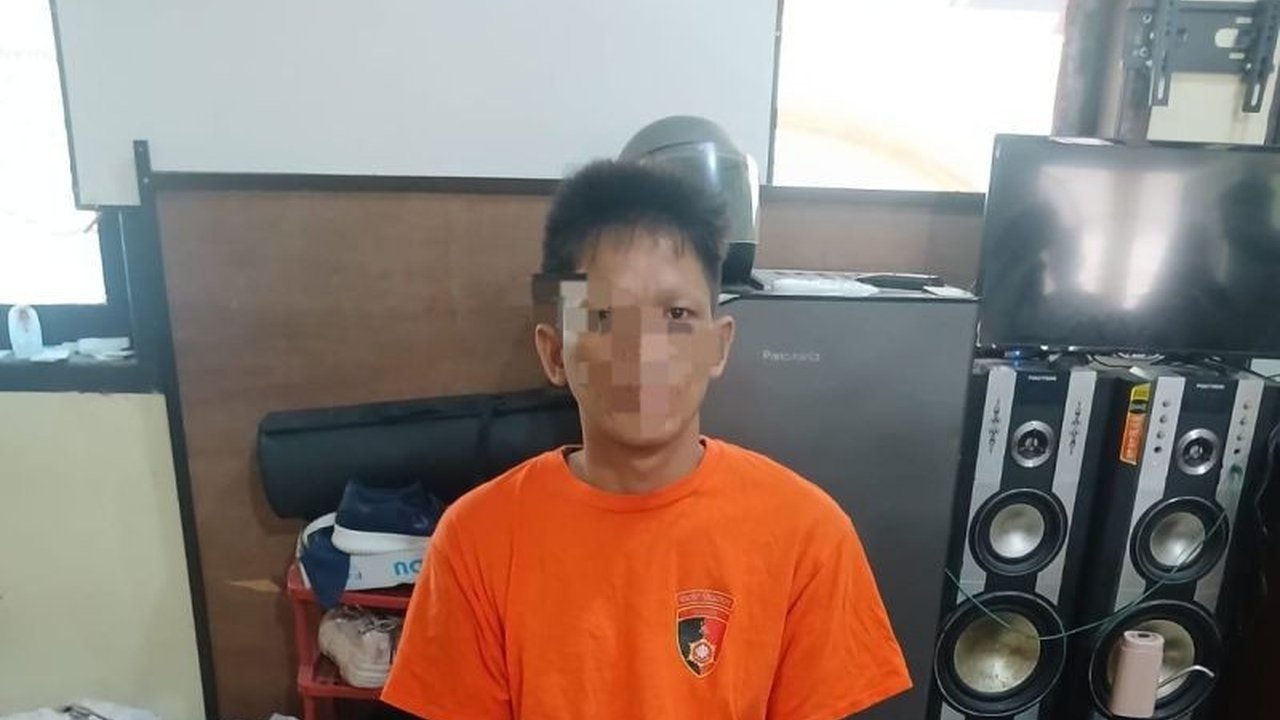 Polres Bangka Tengah berkomitmen memberantas peredaran narkoba dengan menutup akses pelabuhan kecil dan menyasar jaringan luar daerah yang menjadi sumber peredaran barang haram tersebut.