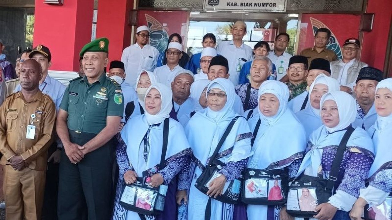 Sebanyak 66 calon jamaah haji di Biak Numfor, Papua, telah melunasi Biaya Perjalanan Ibadah Haji (Bipih) untuk keberangkatan tahun 2025, sesuai Kepres Nomor 6 Tahun 2025.