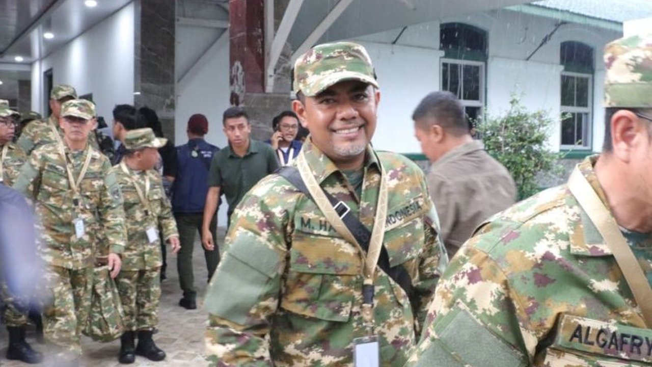 Bupati Probolinggo, Mohammad Haris, menjelaskan pentingnya retret kepala daerah selama sepekan di Akmil Magelang untuk menyatukan visi misi dengan pemerintah pusat demi kemajuan Kabupaten Probolinggo.
