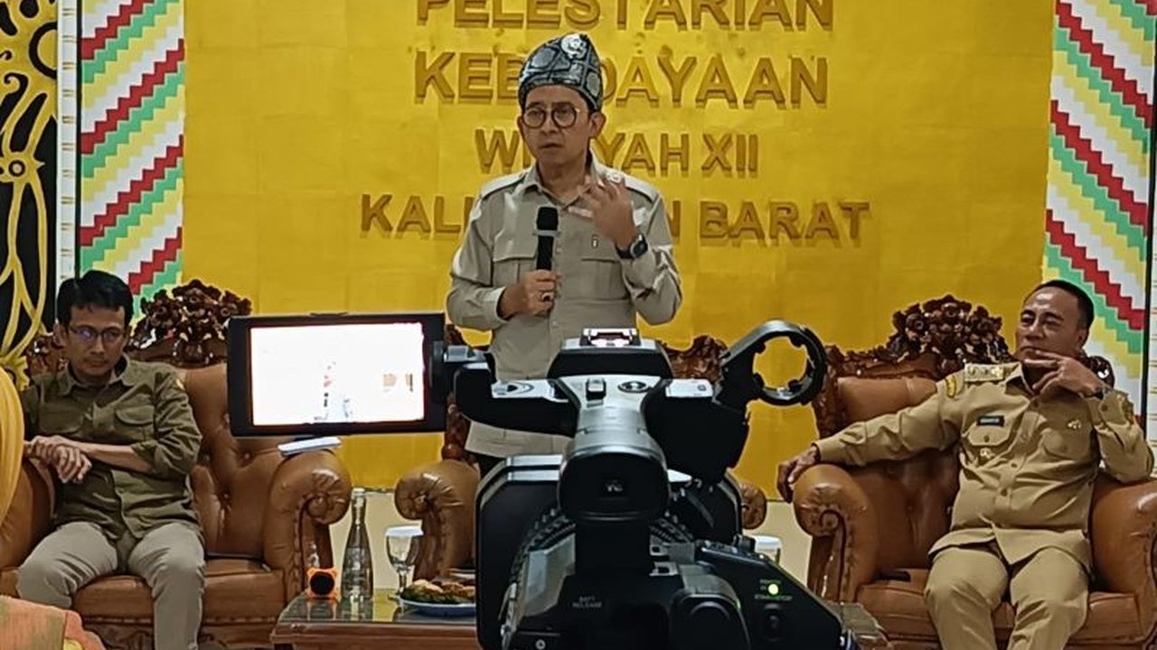 Menteri Kebudayaan Fadli Zon mendorong komunitas film di Kalimantan Barat untuk mengangkat potensi daerah melalui film,  menjadikan sejarah dan budaya lokal sebagai daya tarik utama.