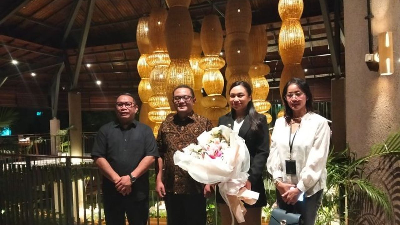Wakil Wali Kota Kupang, Serena Cosgrova Francis, mendorong pemanfaatan dana CSR untuk meningkatkan UMKM, terutama yang dikelola anak muda, guna mendorong pertumbuhan ekonomi Kota Kupang dan Indonesia.