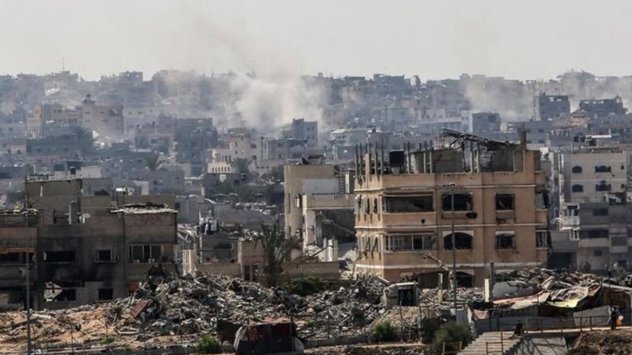 Konflik di Jalur Gaza mengakibatkan korban tewas meningkat menjadi 48.329 jiwa, sementara ICC mengeluarkan surat penangkapan untuk Netanyahu atas kejahatan perang.