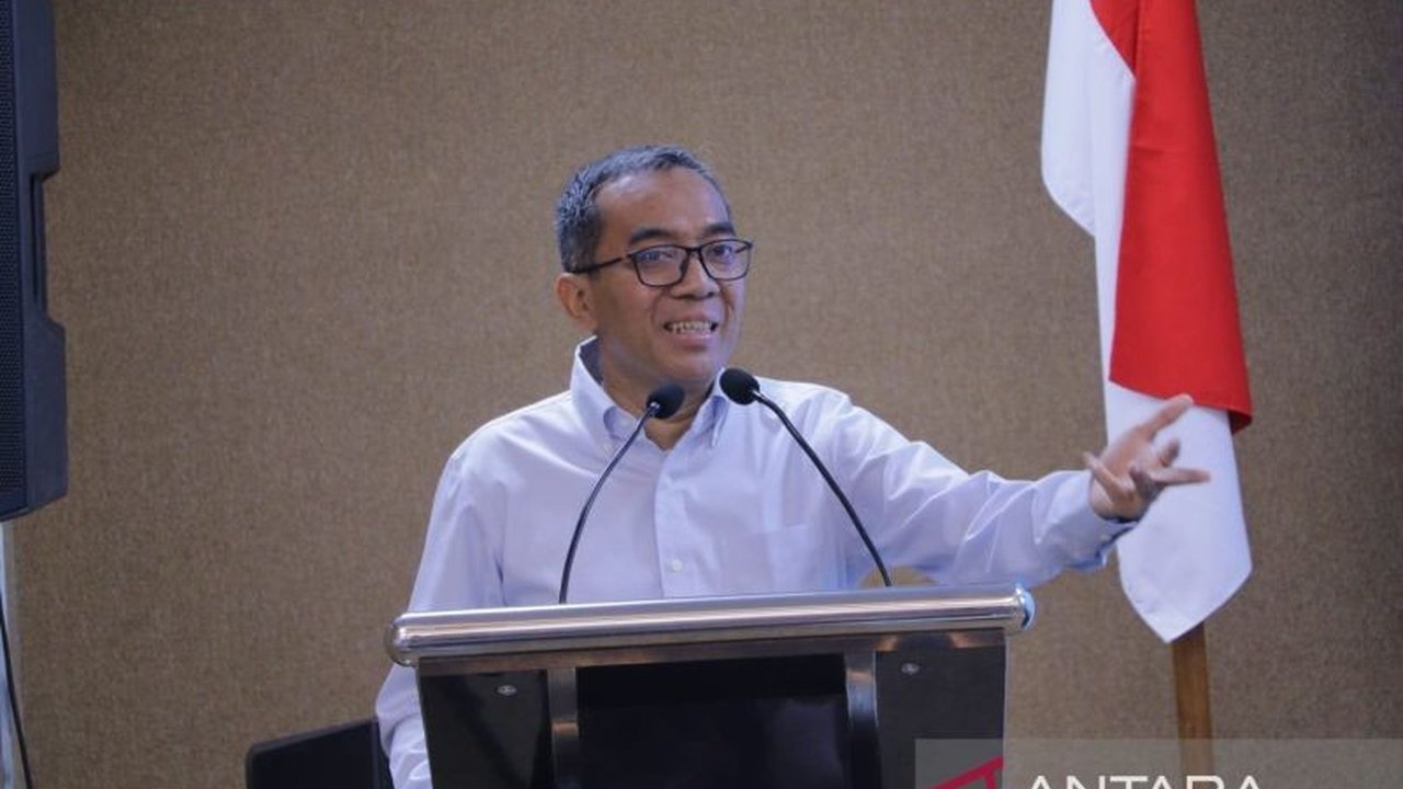 Mendikbudristek Brian Yuliarto tekankan pentingnya pertumbuhan industri berbasis sains dan teknologi, serta SDM unggul dan riset inovatif, untuk membawa Indonesia sejajar dengan negara maju.