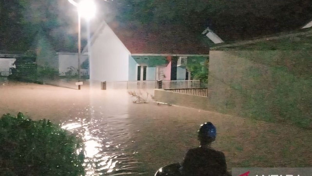 BPBD Kabupaten OKU meminta masyarakat waspada cuaca ekstrem dan potensi bencana banjir serta tanah longsor yang diperkirakan berlangsung hingga 3-5 hari ke depan.
