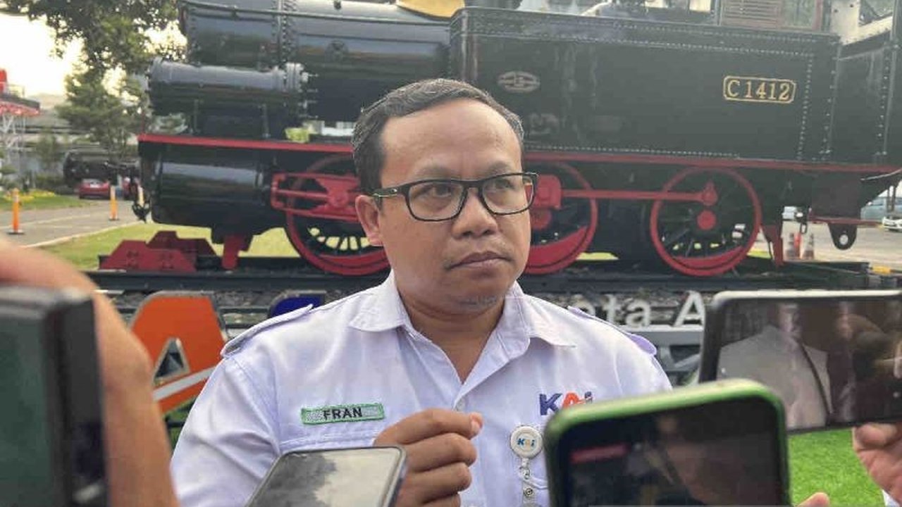 KAI Siapkan 5 Kereta Tambahan untuk Lebaran 2025 di Daop Semarang