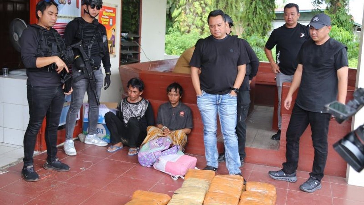 Polri Gagalkan Penyelundupan 74 Kg Ganja Jaringan Antarprovinsi