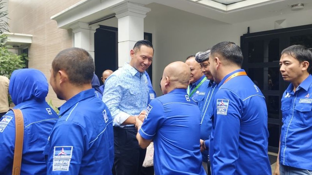 Dukungan penuh dari DPD Partai Demokrat mengalir untuk Agus Harimurti Yudhoyono (AHY) agar kembali memimpin partai tersebut pada periode 2025-2030.