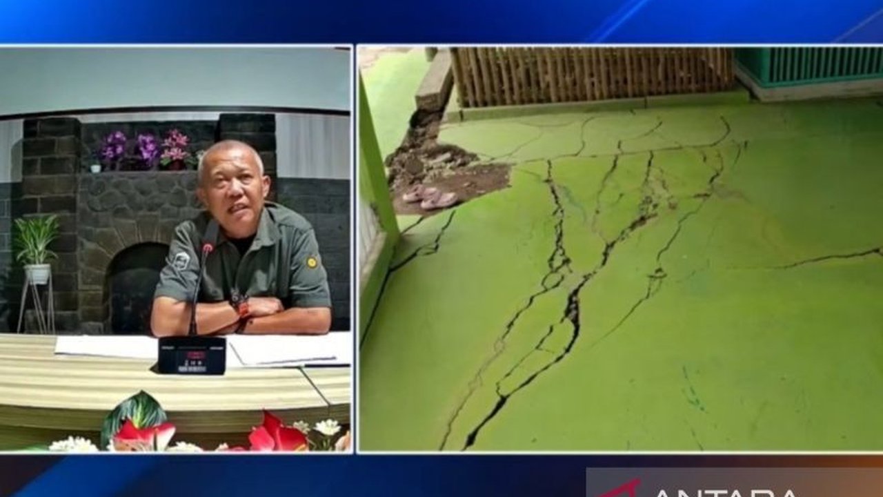 Bencana pergerakan tanah di Tasikmalaya mengakibatkan 44 rumah rusak dan 18 sekolah terancam, memaksa evakuasi dua keluarga dan upaya identifikasi lebih lanjut.