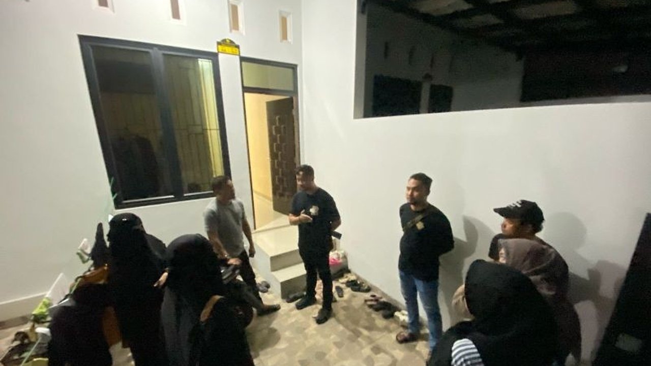 Kementerian Pelindungan Pekerja Migran Indonesia (KemenP2MI) berhasil menggagalkan pengiriman 4 PMI ilegal ke Qatar dan Arab Saudi serta menangkap 3 calo yang diduga terlibat.