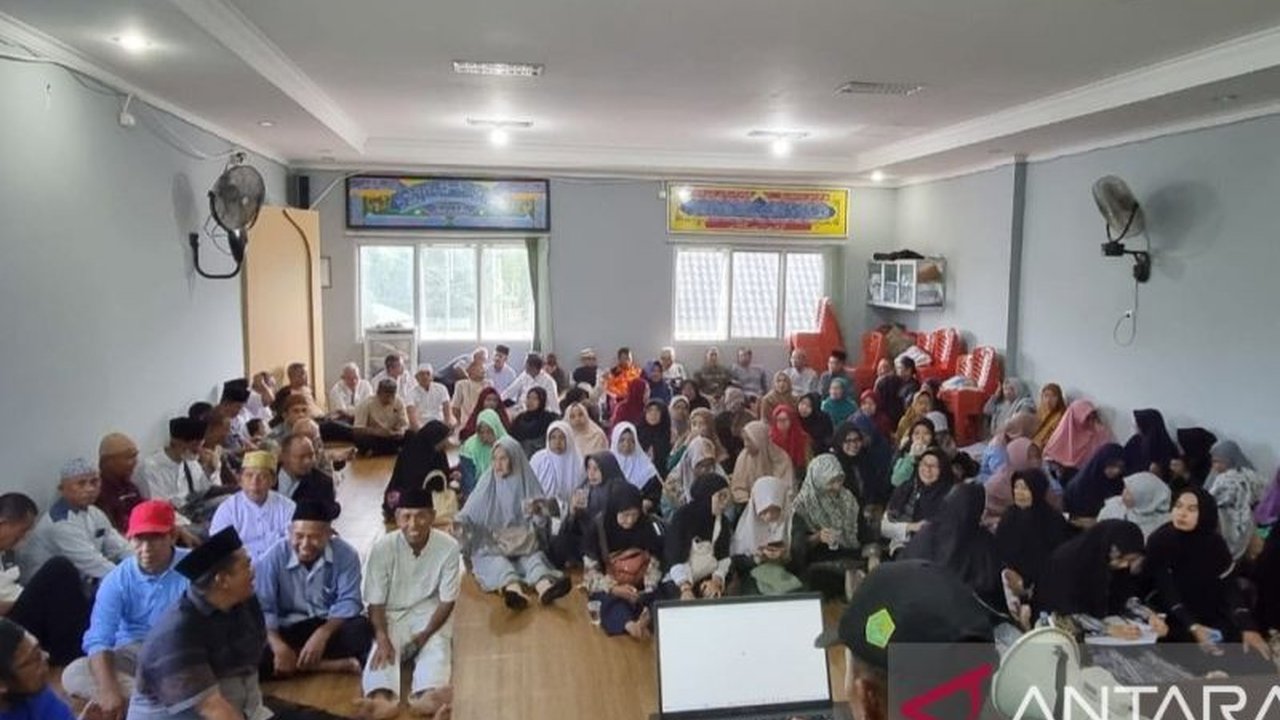 Kemenag OKU mengingatkan 258 calon jamaah haji untuk segera melunasi BPIH sebesar Rp54.411.751 sebelum batas waktu 14 Maret 2025.