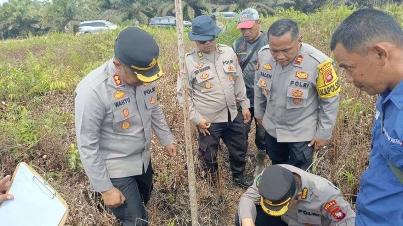 Polres Kubu Raya memanfaatkan lahan seluas 300 hektare untuk budidaya jagung guna mendukung ketahanan pangan nasional dan kesejahteraan petani di Kubu Raya, Kalimantan Barat.
