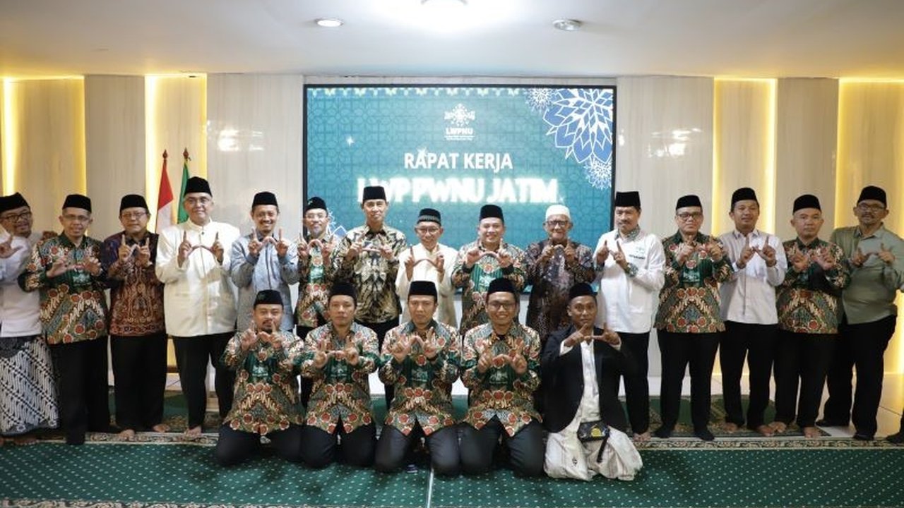 Badan Pertanahan Nasional (BPN) Jatim dan Lembaga Wakaf dan Pertanahan PWNU Jatim berkolaborasi untuk mempercepat sertifikasi 80.000 bidang tanah wakaf produktif di Jawa Timur guna mendukung kemandirian NU.