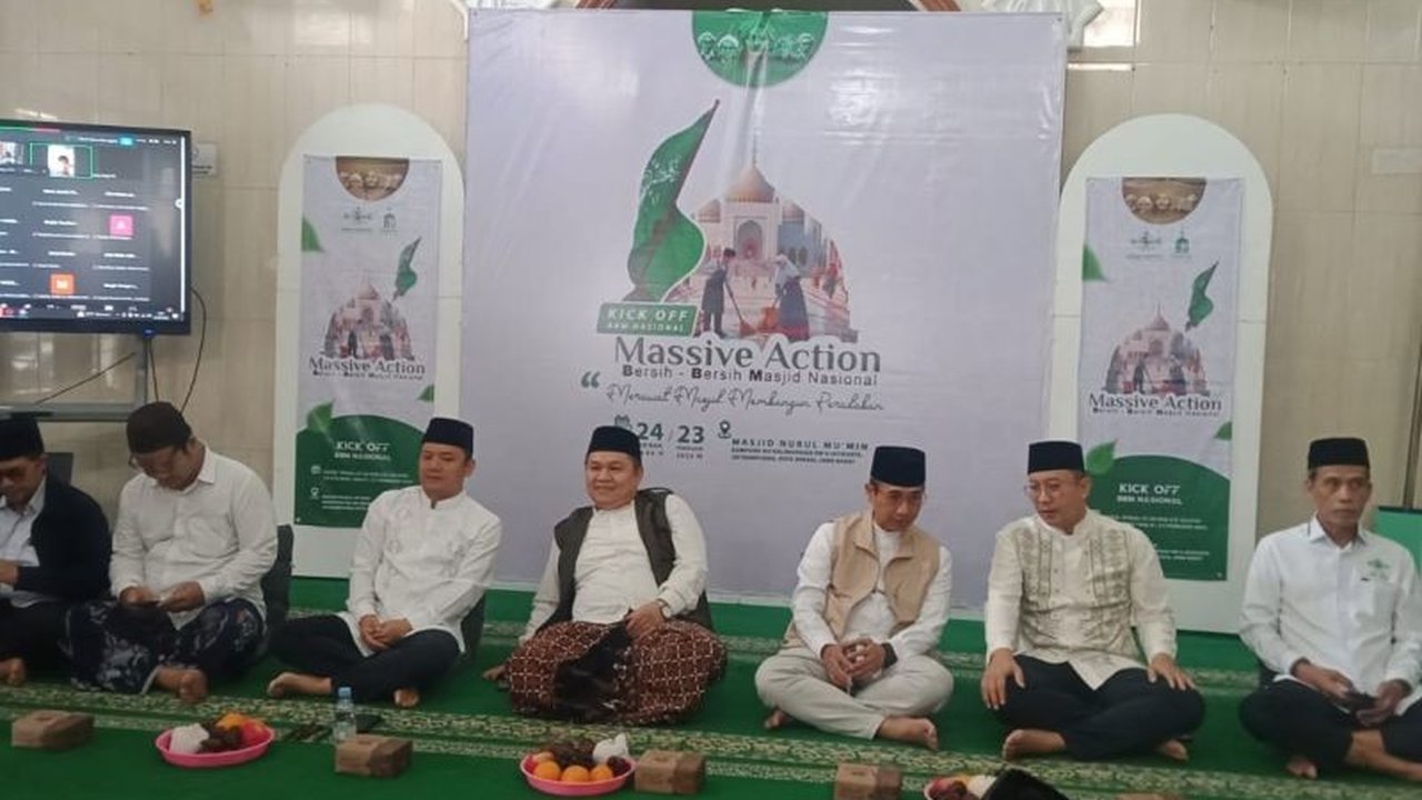 LTM PBNU luncurkan Gerakan Bersih-Bersih Masjid Serentak Nasional dan 5 Program Ramadhan untuk menyambut bulan suci Ramadhan 1446 H, mengajak masyarakat menjaga kebersihan masjid dan meningkatkan ukhuwah islamiyah.