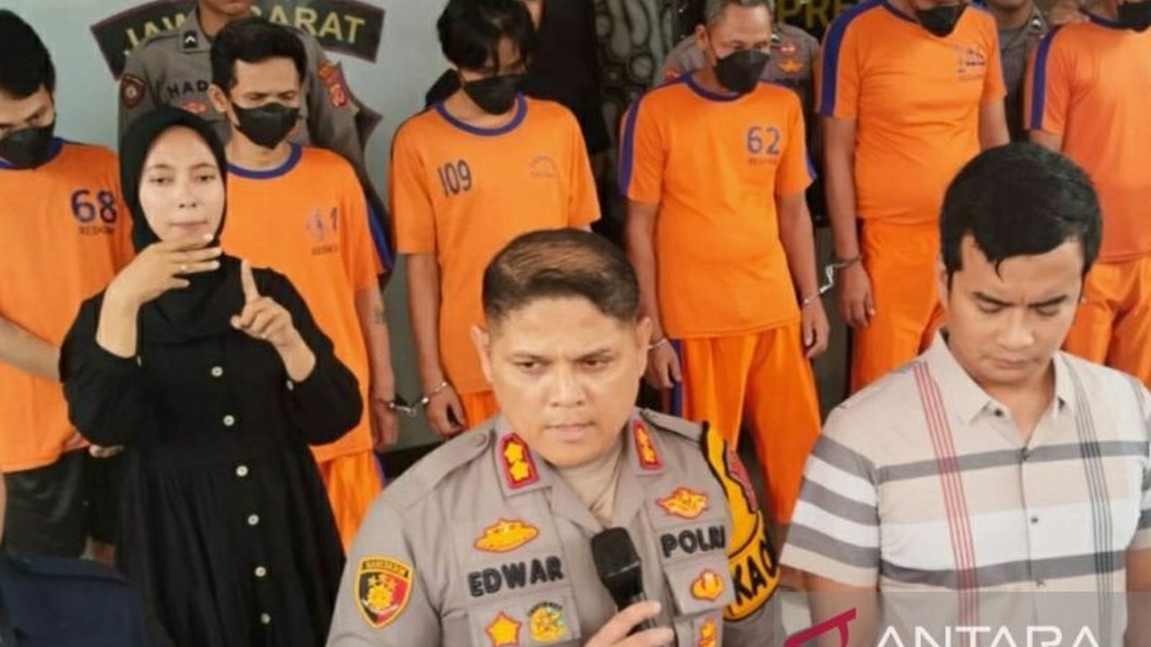 Modus Baru! Pinjaman Rp2 Miliar Berujung Uang Palsu, 6 Pelaku Ditangkap di Karawang