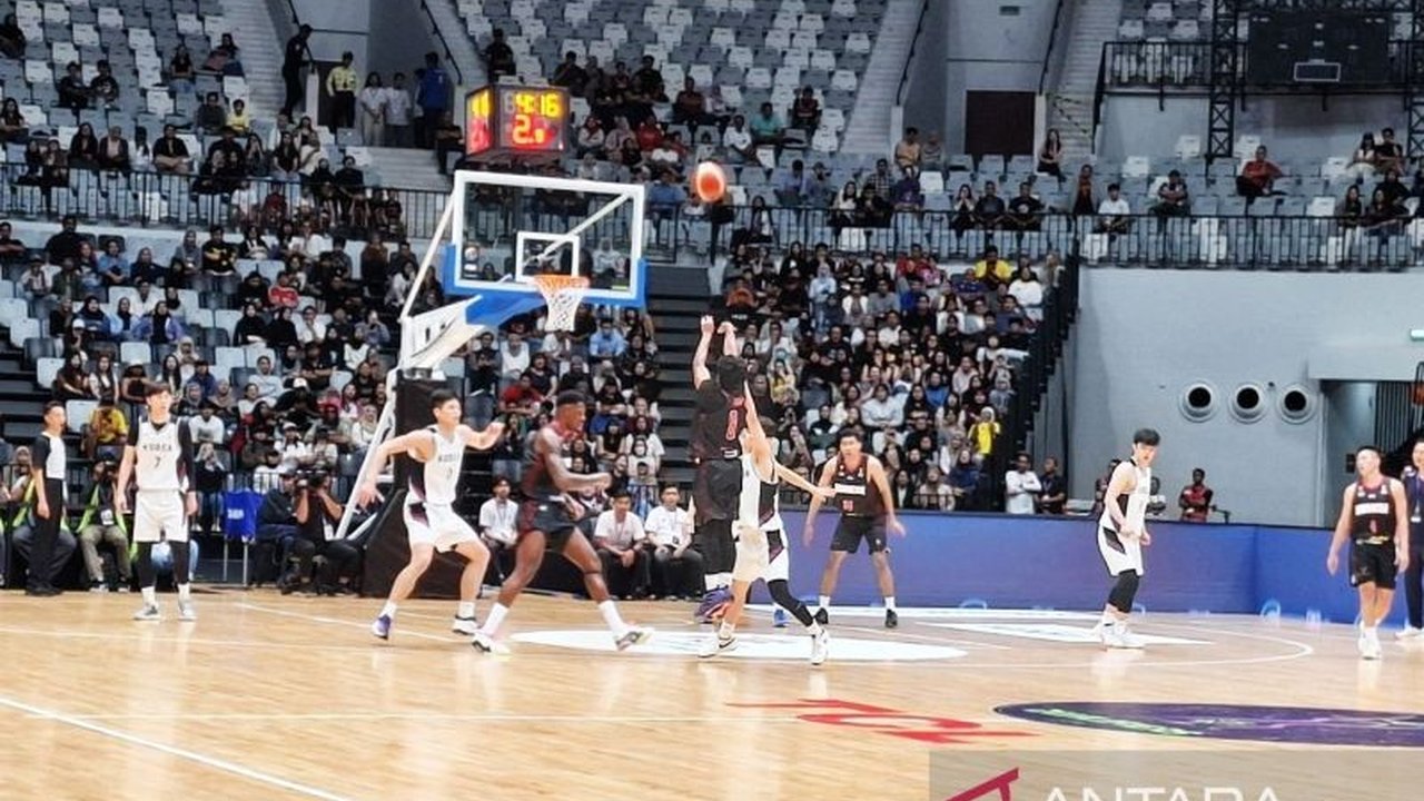 Timnas Basket Indonesia mengakhiri perjuangannya di Kualifikasi FIBA Asia Cup 2025 tanpa meraih kemenangan setelah kalah dari Korea Selatan dengan skor 63-90 di Indonesia Arena, Jakarta.