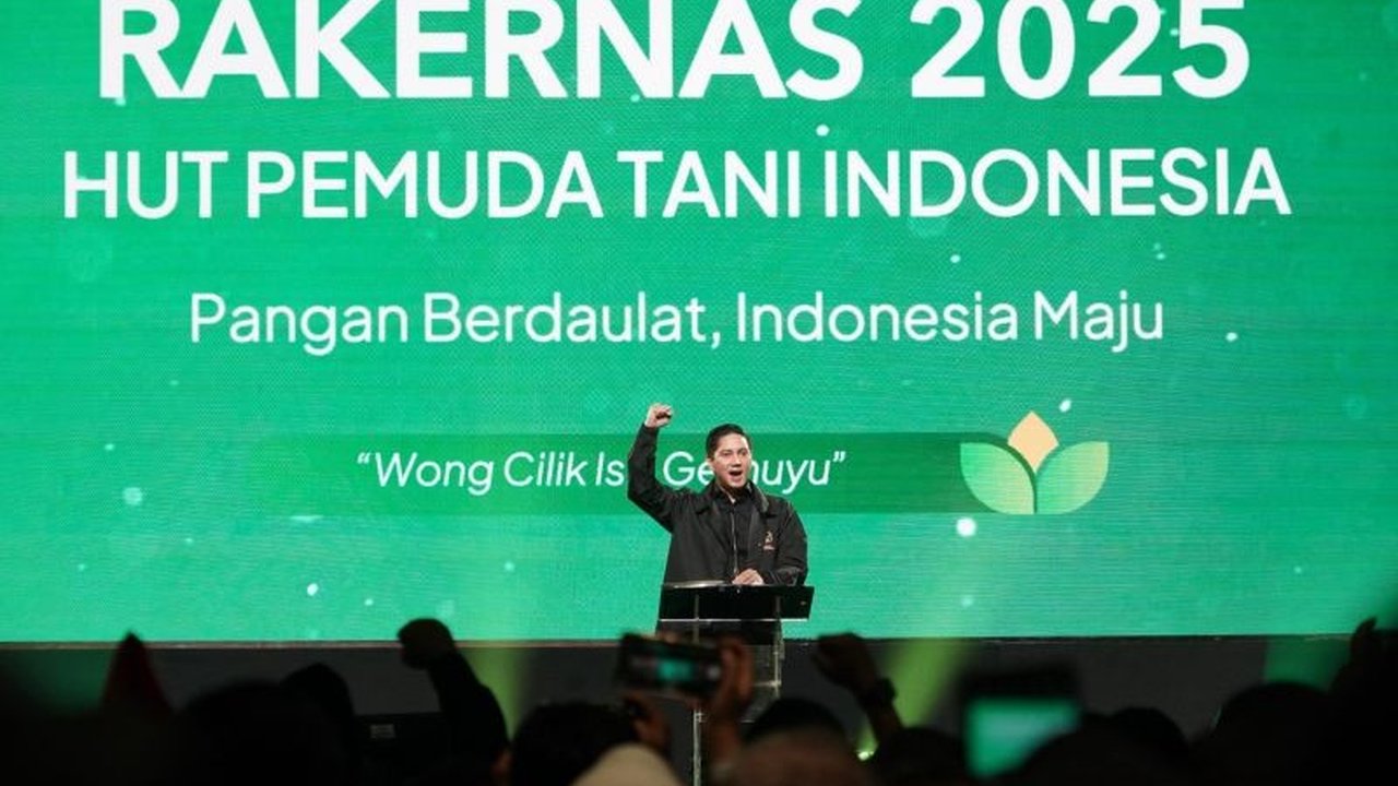 Rakernas Pemuda Tani Indonesia soroti masalah regenerasi petani yang mengancam swasembada pangan; solusi dan upaya regenerasi menjadi fokus utama.