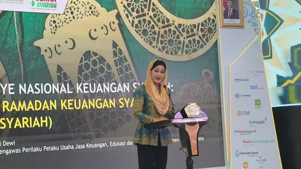 Kepala Eksekutif Pengawas Perilaku Pelaku Jasa Keuangan, Edukasi, dan Pelindungan Konsumen OJK, Friderica Widyasari Dewi dalam program Gebyar Ramadan Keuangan Syariah (GERAK Syariah), di AEON