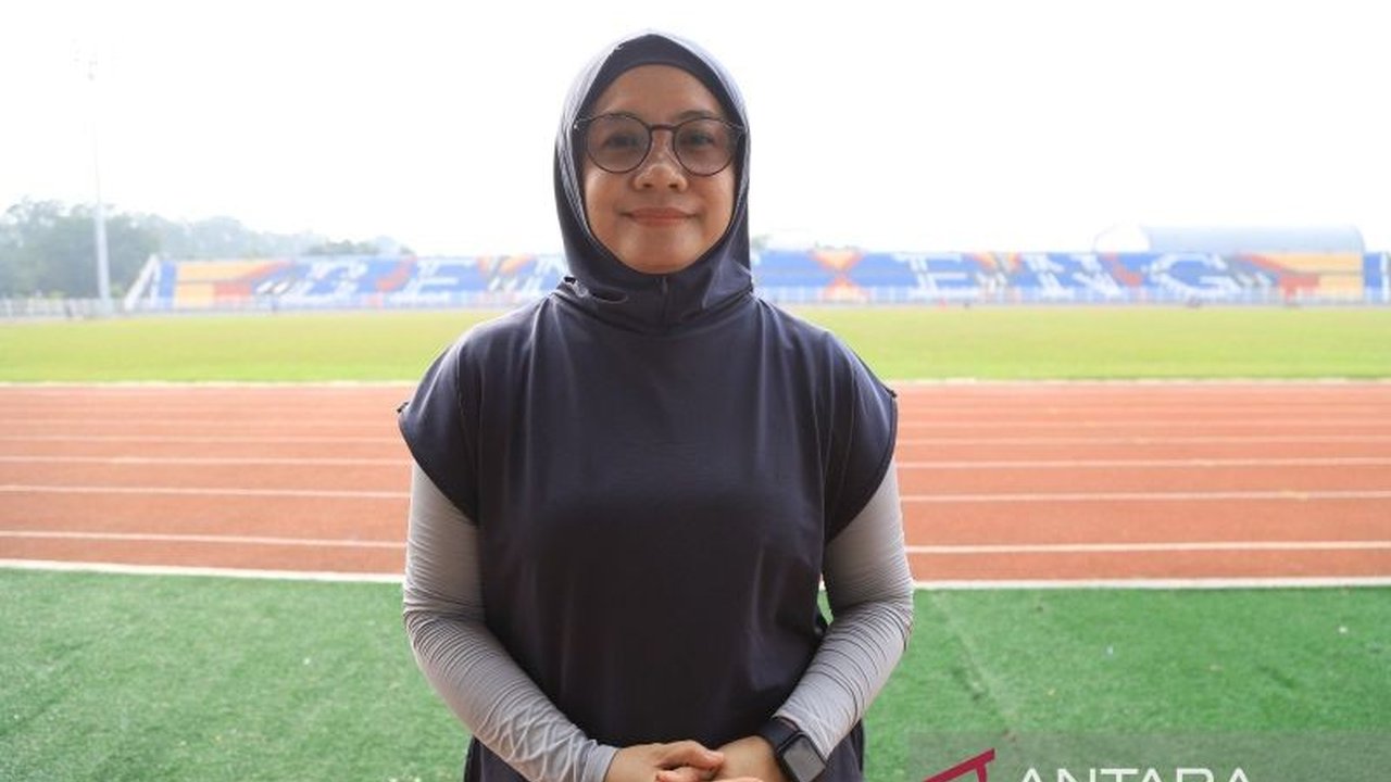 Dinas Kesehatan Kota Tangerang mengingatkan masyarakat akan bahaya leptospirosis atau infeksi air kencing tikus, yang gejalanya meliputi demam, nyeri otot, dan batuk berdarah, serta langkah pencegahan yang perlu dilakukan.