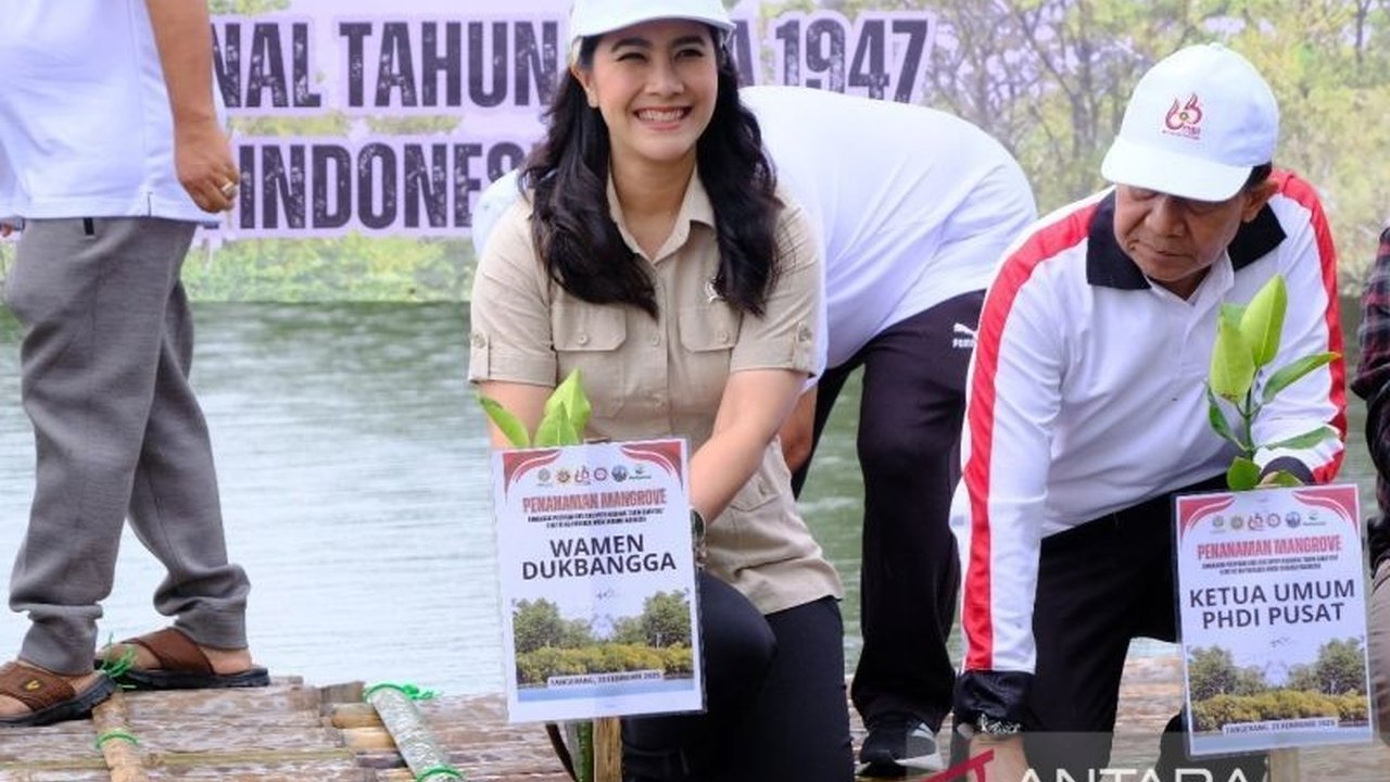 Wamendukbangga Ratu Ayu Isyana menekankan pentingnya lingkungan sehat sebagai fondasi keluarga sejahtera, ditandai dengan penanaman 1.500 pohon bakau di Tangerang.