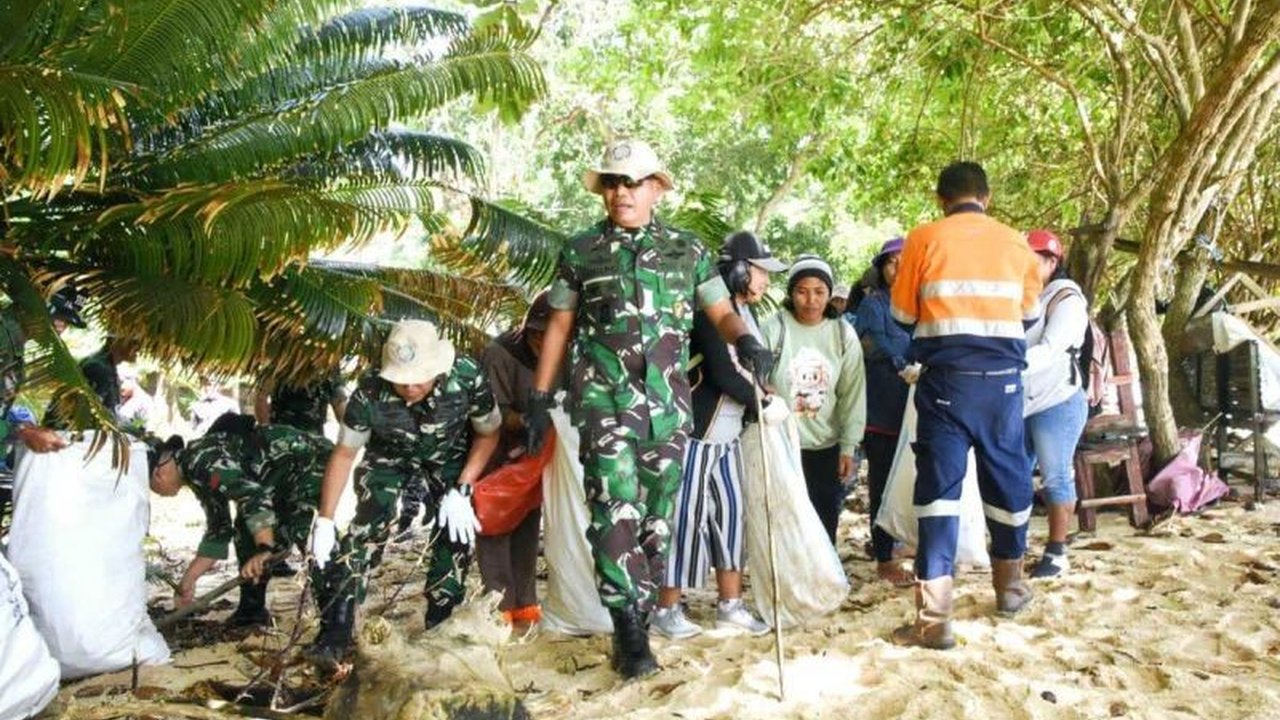 Pangdam XIII/Merdeka, Mayjen TNI Suhardi, mengajak masyarakat Sulawesi Utara untuk menjaga kebersihan lingkungan dan mengurangi sampah plastik dalam rangka Hari Peduli Sampah Nasional 2025.