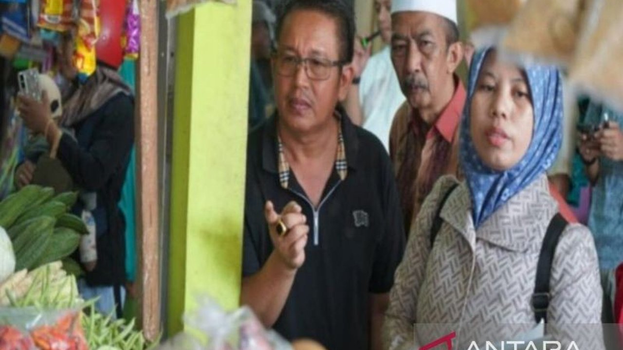 Pemerintah Kabupaten Tanah Bumbu memastikan ketersediaan bahan pokok menjelang Ramadhan 2025 aman dan harga relatif stabil, sehingga masyarakat dapat tenang menyambut bulan suci.