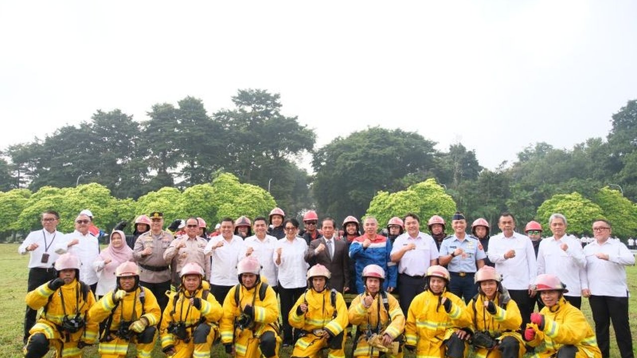 Menteri LH Hanif Faisol Nurofiq menekankan pentingnya deteksi dini dan langkah antisipatif untuk mencegah kebakaran lahan di Indonesia, mengingat dampaknya terhadap lingkungan dan iklim global.