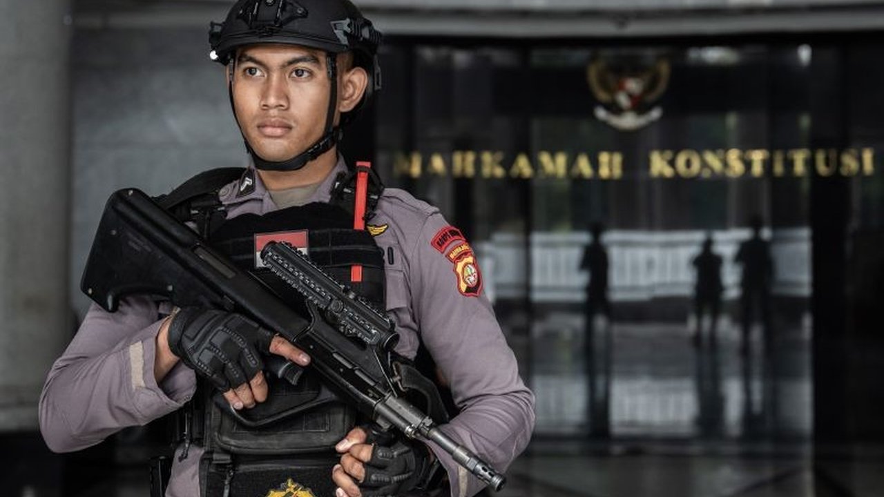 Sebanyak 2.912 personel gabungan mengamankan sidang putusan 40 perkara sengketa Pilkada 2024 di MK, dengan pengamanan ketat namun humanis di sekitar gedung MK dan Monas.