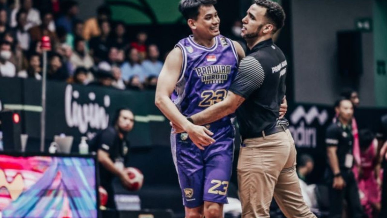 Mantan pemain Prawira Bandung, Yo Sua, resmi bergabung dengan Rajawali Medan sebagai asisten pelatih untuk IBL GoPay 2025, membantu tim yang belum pernah menang di musim ini.