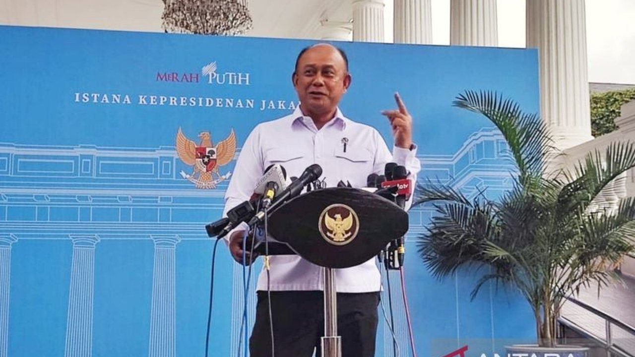 Kementerian memberikan makan siang gratis untuk siswa selama Ramadan dengan sistem bawa pulang untuk mengakomodasi siswa yang berpuasa maupun tidak, sekaligus mengurangi sampah.