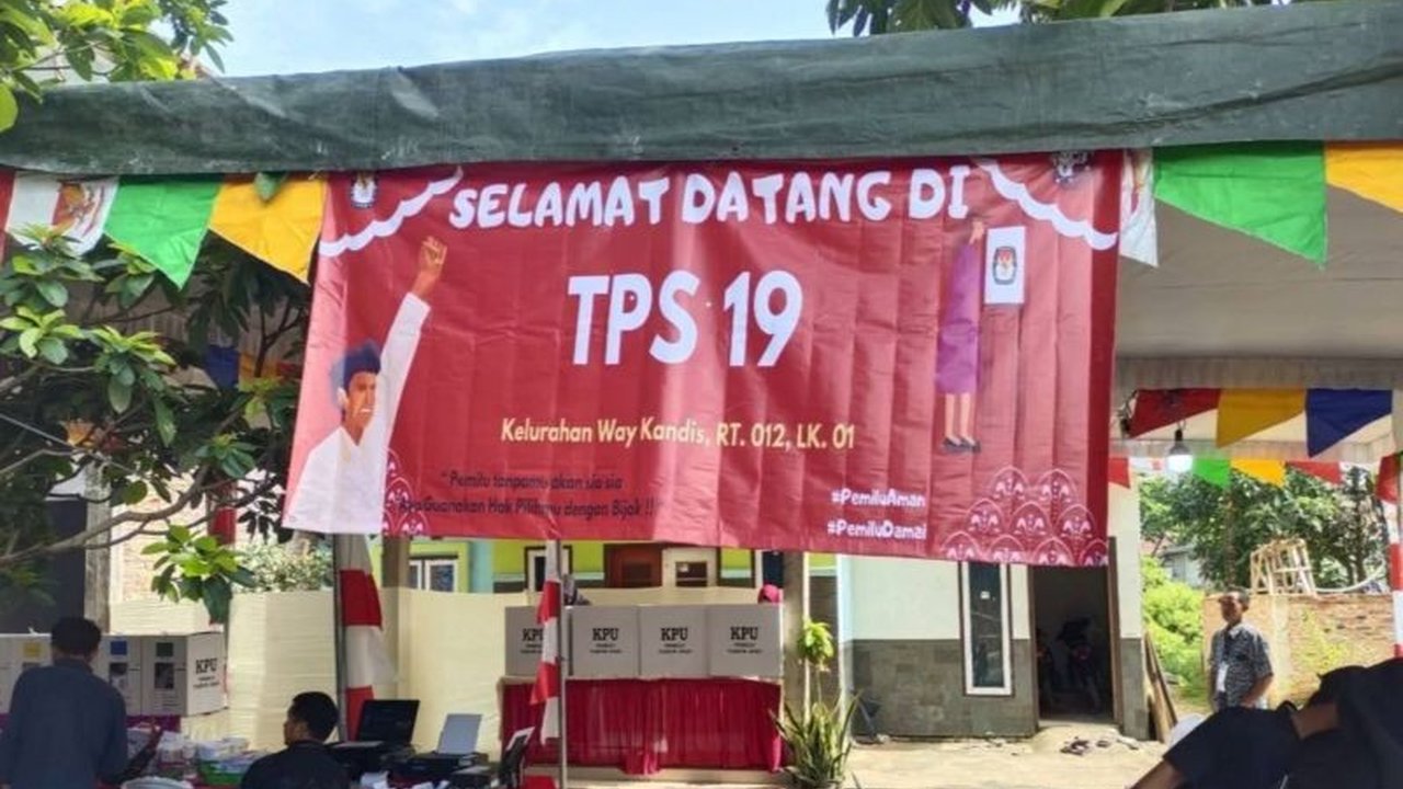 KPU Lampung menyatakan siap melaksanakan pemungutan suara ulang (PSU) Pilkada Pesawaran 2024 setelah Mahkamah Konstitusi (MK) mendiskualifikasi pasangan calon pemenang karena cacat hukum.