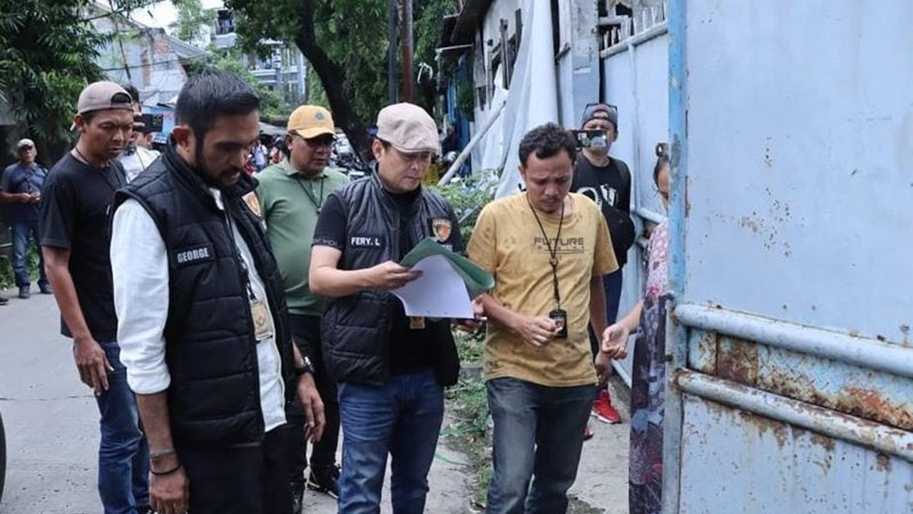 Polres Metro Jakarta Barat mengusut kasus penggelapan 15 ton beras premium oleh sopir truk ekspedisi yang seharusnya dikirim ke Tangerang, namun dialihkan ke gudang di Grogol Petamburan.