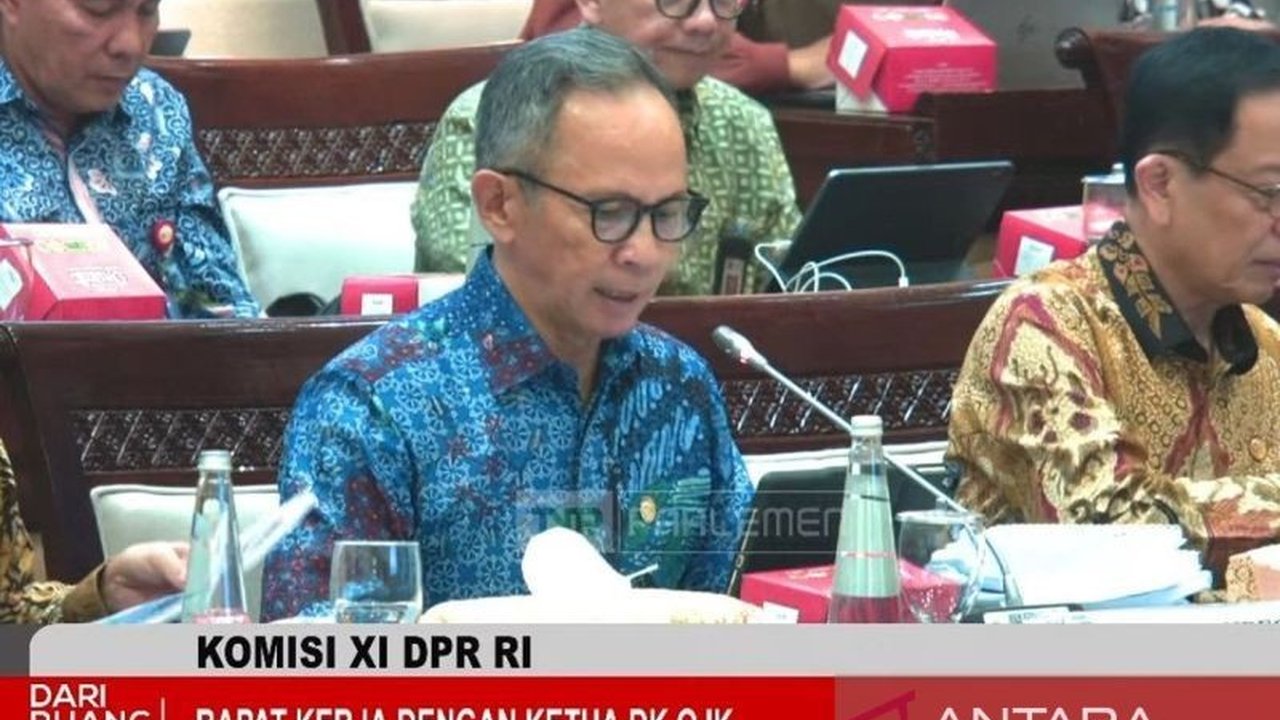 Ketua DK OJK, Mahendra Siregar, mengumumkan transformasi struktur organisasi OJK sebagai respons terhadap UU P2SK dan kompleksitas industri jasa keuangan yang berkembang pesat.