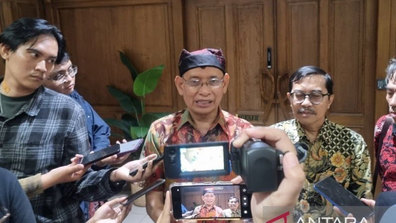 Unair Kuatkan Ketahanan Pangan Nasional dengan Lima Guru Besar Baru FKH