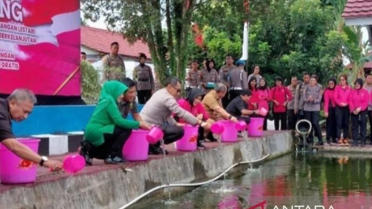 Polda Kalteng Tanam Sayur dan Tebar Bibit Ikan, Dukung Ketahanan Pangan Nasional