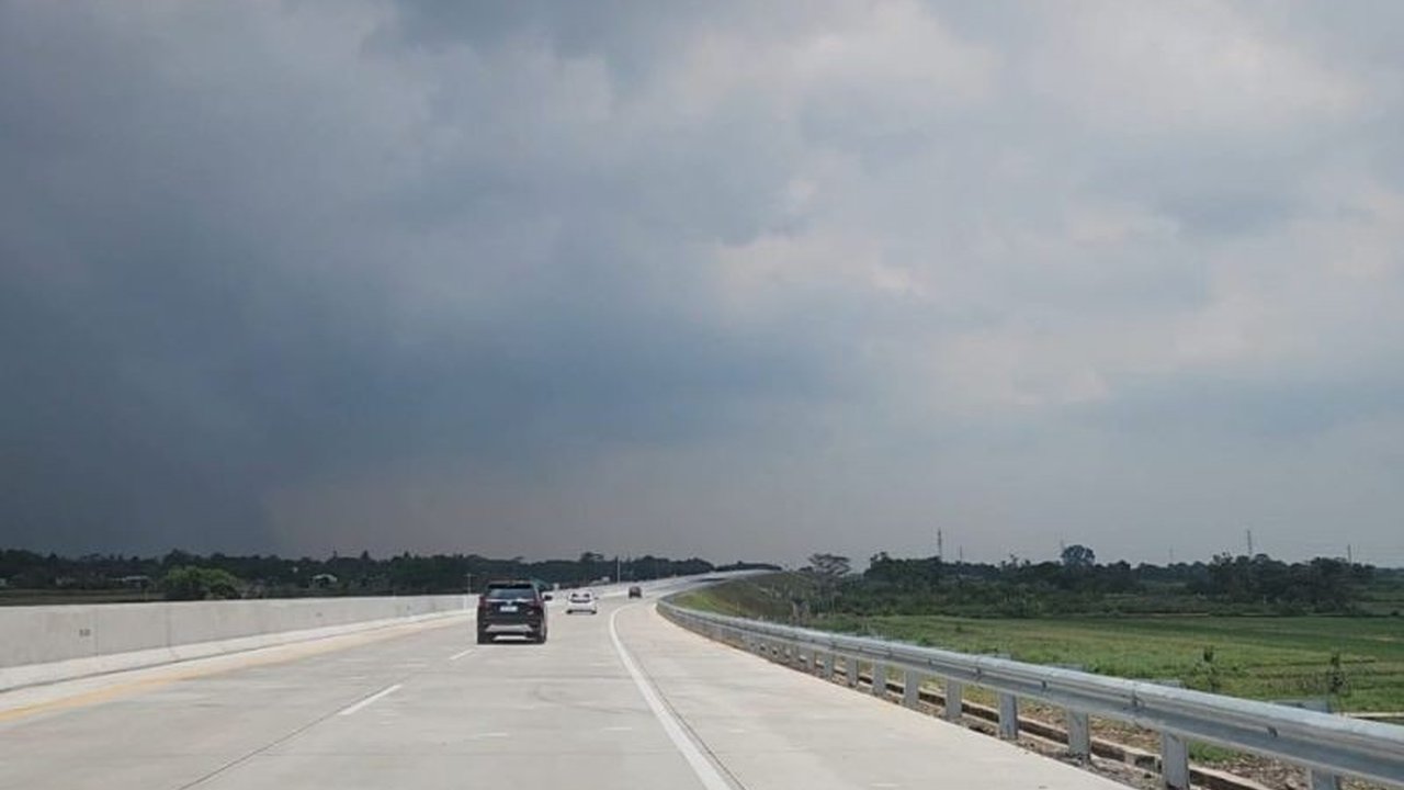 Pemerintah memastikan sebagian ruas Tol Solo-Yogyakarta-NYIA akan difungsikan terbatas pada mudik Lebaran 2025 untuk mengurangi kemacetan di jalur Klaten-Prambanan.