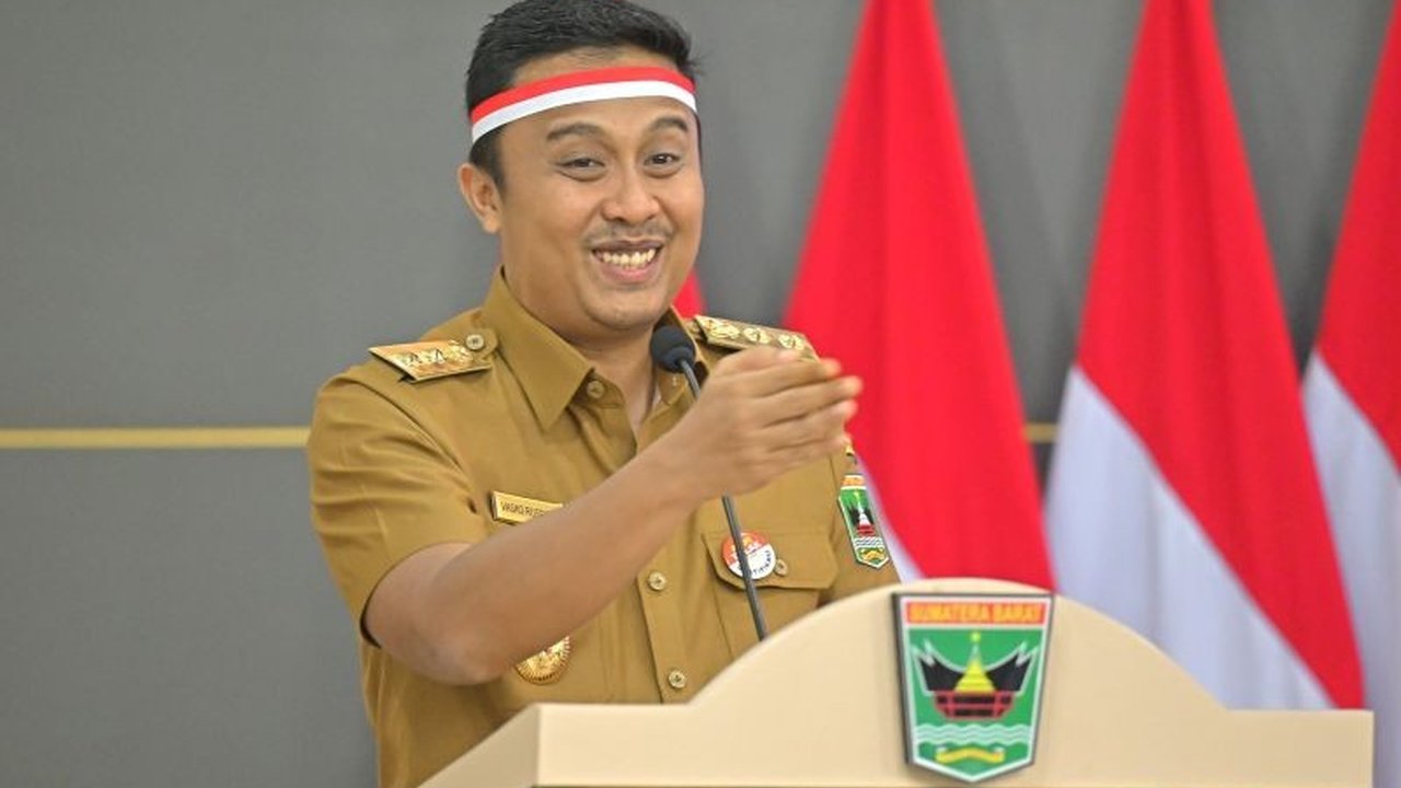 Wakil Gubernur Sumatera Barat, Vasko Ruseimy, menekankan pentingnya soliditas ASN dan pemangku kepentingan untuk membangun daerah, menciptakan inovasi, dan pelayanan publik yang unggul di tingkat nasional.