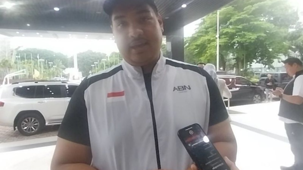 Meskipun gagal di Piala Asia U-20 2025, Menpora Dito Ariotedjo memastikan Indra Sjafri tetap dipercaya PSSI untuk mempersiapkan Timnas Indonesia menghadapi SEA Games 2025.