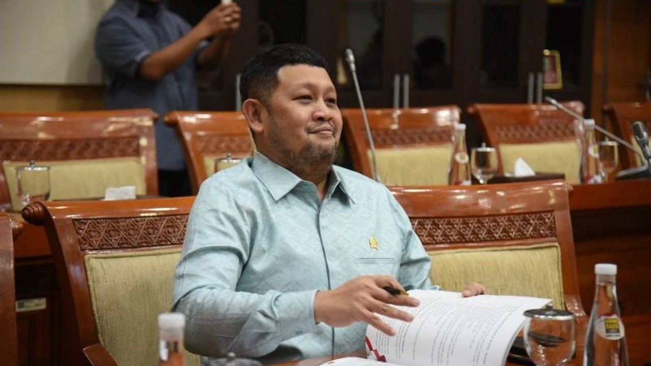 DPR Minta Polri Tindak Tegas Intimidasi Terhadap Band Sukatani